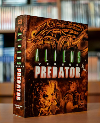 Aliens vs Predator 1-1.JPG